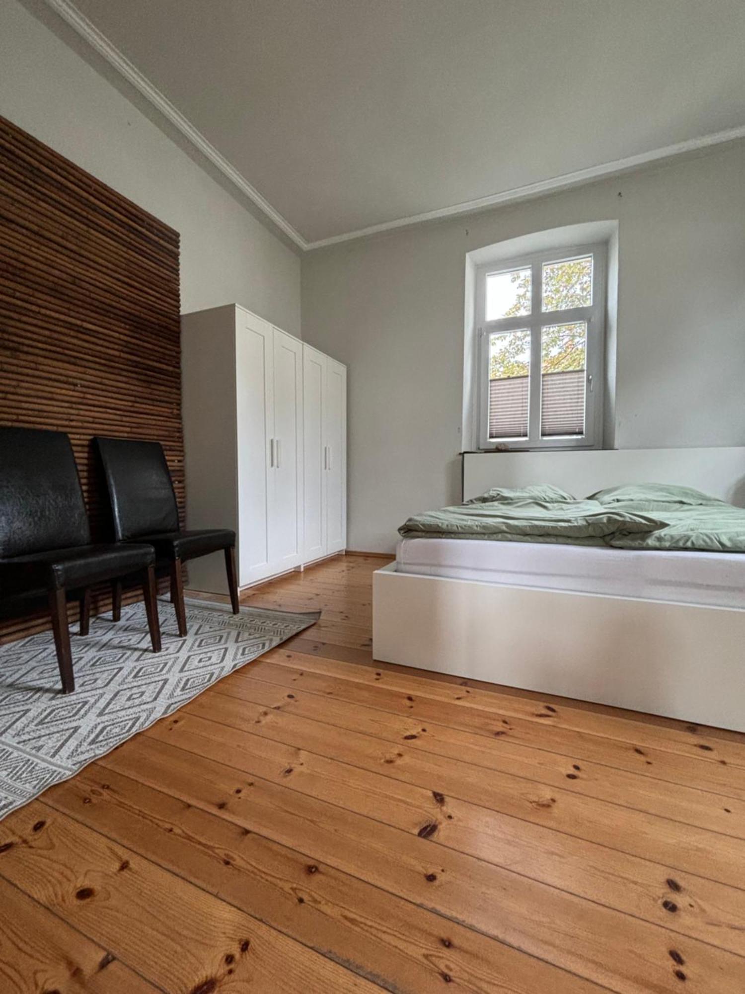 Ferienwohnung Am Ostpark Ландау Екстер'єр фото